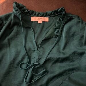 LOFT Women's Green Ruffle Top